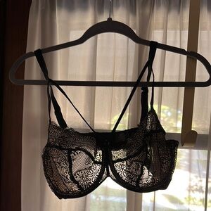 Asos black lace bra in EU80F/US 36DDD/F